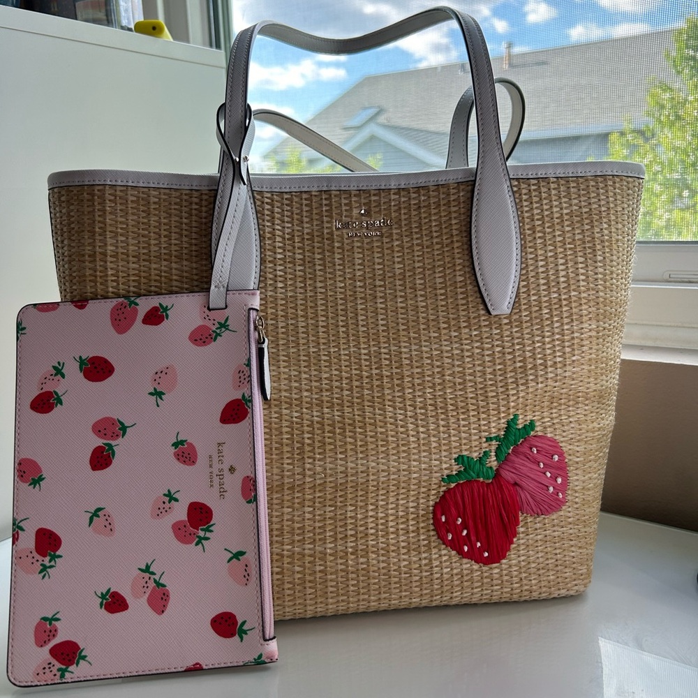 Kate Spade Canvas Tote Strawberry Embroidery - Picture 1 of 11